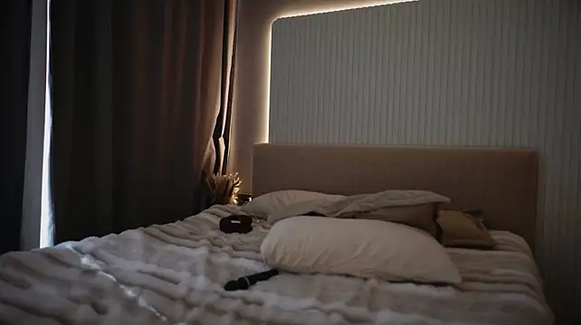 Iamyuki - vibe my pussy