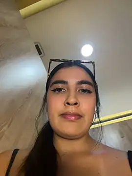 Honeyboo_ - Tongue kiss with my friend