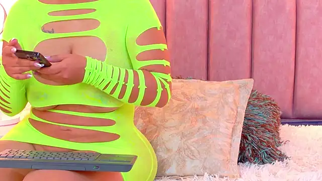MiaLaurents - Ride dildo
