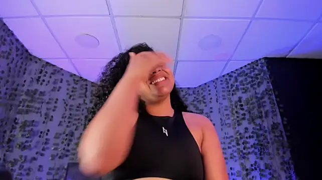 VickyCassel - let's change my outfit
