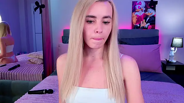 Rossy_X - show my natural breasts