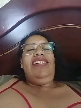 Emilif_ - Show anus — Mostrar el ano
