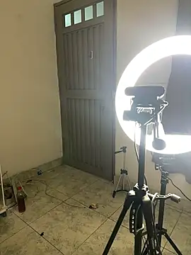 TamaraMera - chupar dildo