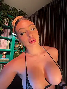 Ginevrafedez - My birthday is in 4 days—let's celebrate