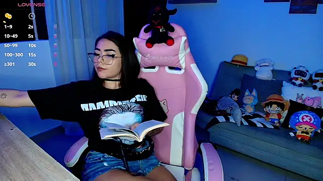 Nicorobinn - lush ass with squirt a lot juice