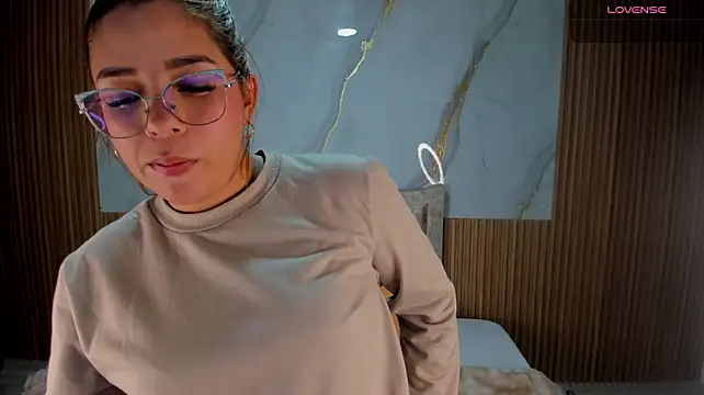 Mia_18v - FINGER ASS +65SEG CONTROL LUSH