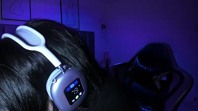 Kitty_Gang - Rub my pussy until it's very wet 🥵💦