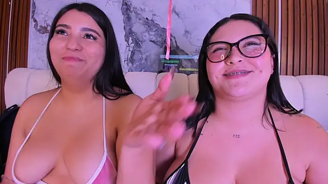 Madeleine2112 - Madeleine Eat Nina Ass mmm🍑👅