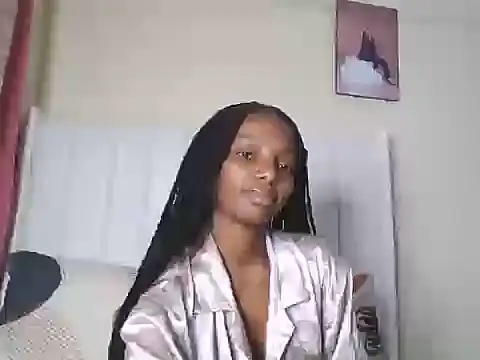 SMILEY_QUEEN2 - show pussy