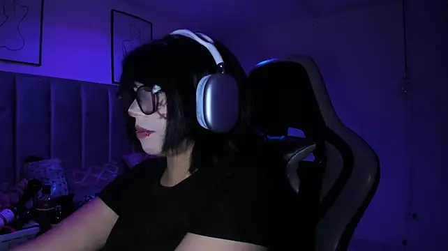 Kitty_Gang - Rub my pussy until it's very wet 🥵💦