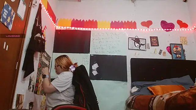 Saray_extrovert_ - Squirt show