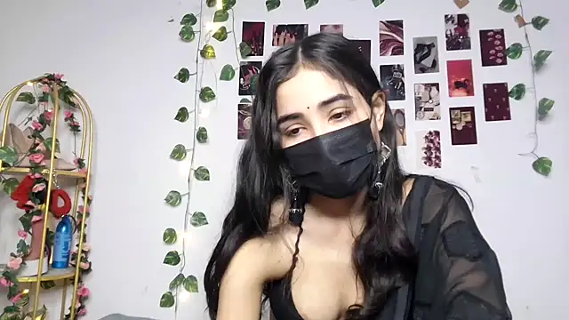 Dasydoll - pussy show closeup