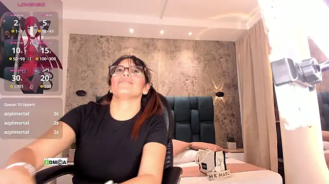 Zairawatson - Booty shake + playful spanking 👋