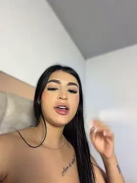 Hannaa_blondee - Suck my pussy with lots of saliva.