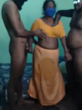 Auntylover267 - Live 5 min group fuck