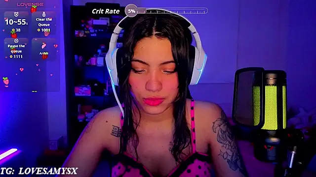 Lovelyamyy - CUM SHOW IN PANTIES + FEETS + DOMI👾