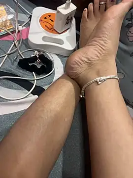 HotyNishakaur - Ass in 2 finger nude hard