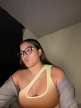 SthepyCleo - put a finger in my vagina