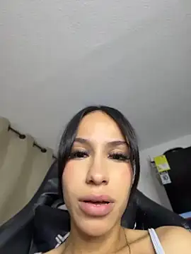 Miaa_love6969 - RED ASS