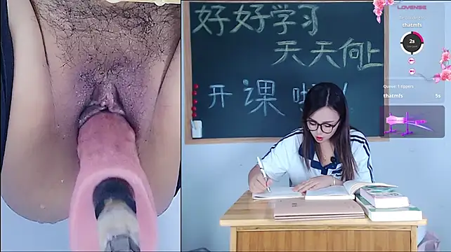 Juzi1213 - 学妹上课总是喷水