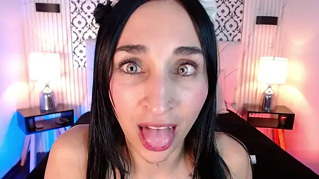 Chloe__Brm - Nipple play / ahegao face 🤤