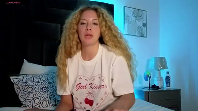 MistressexEmily - Get me a massage session