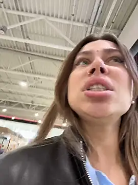 Jucie_Boom - SHOW MY TONGUE IN CAR WINDOW