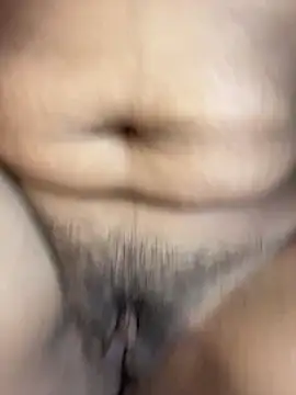 Juicey_bhabhi_pussy - Spit on pussy and boobs check insta boys