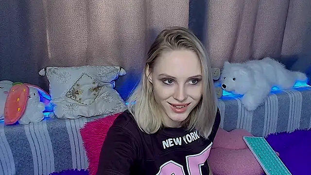 Gina_Gina_love - show belly