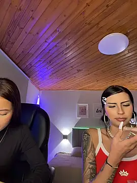 Hilary_pinkk - Get naked X2 sexy🙈