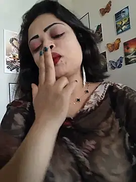 Pinky-2 - Oiling My Sexy Pussy Hole