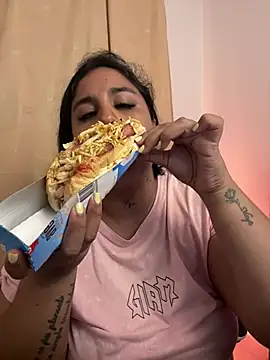 Liith - Suck on my sweet tits, honey 🫦
