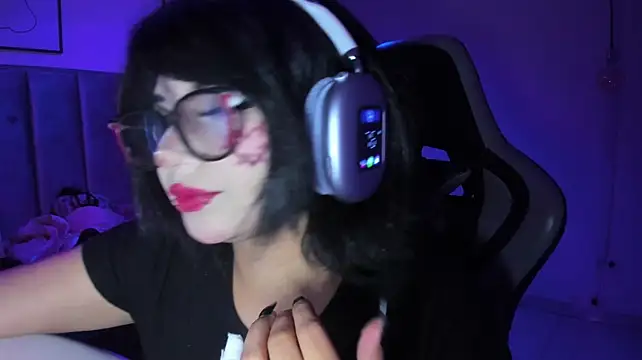 Kitty_Gang - Rub my pussy until it's very wet 🥵💦