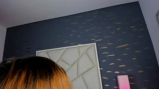 SiennaFranco - SUCK 1 FINGER & BITE LIPS🧙