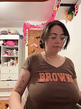 Indiegirl666 - Show boobs
