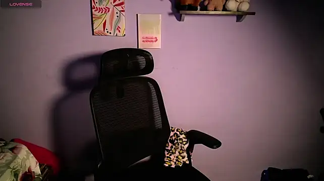 Chleo_rosse - camell toe Chleo