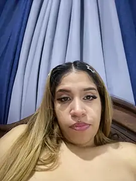 AishaLaurent - anal x 4 minutos