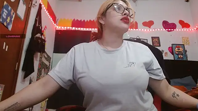 Saray_extrovert_ - Squirt show