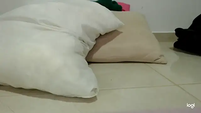 Staylor29 - 4 squirt creamy