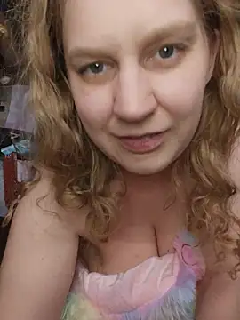 Evalain_shadow - Cumming hard with my clit stim