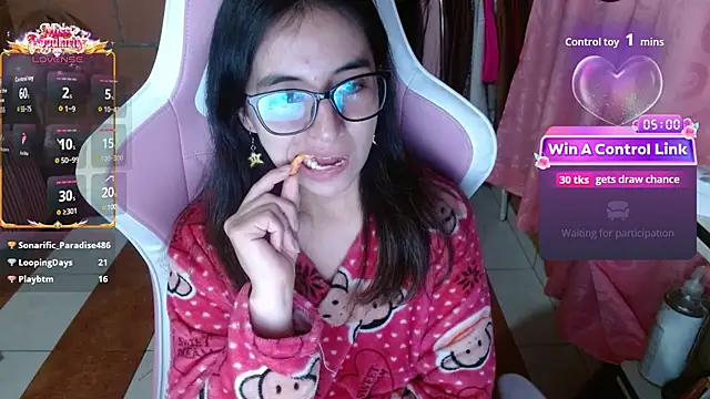 Maggie_Fox3 - SHOW CUM