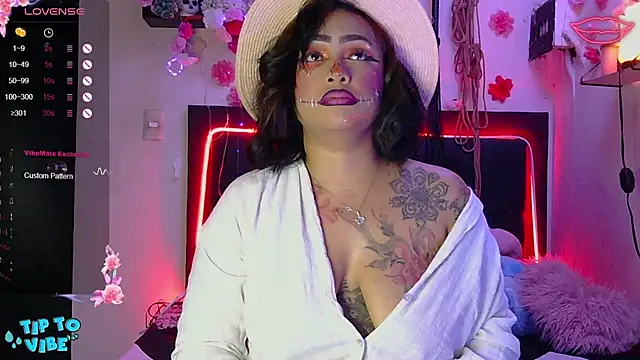 Neko_Misaki - spank the scarecrow's boobs