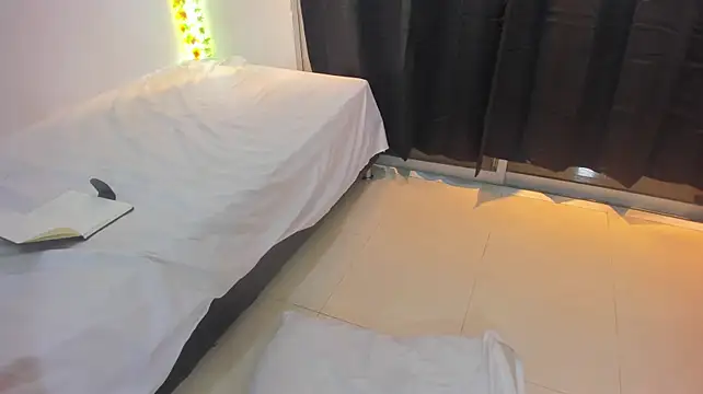 Hot-dolls - Fuck mouth deeper sloppy