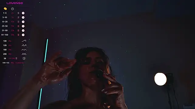 Arielle__03 - oil dance and hat