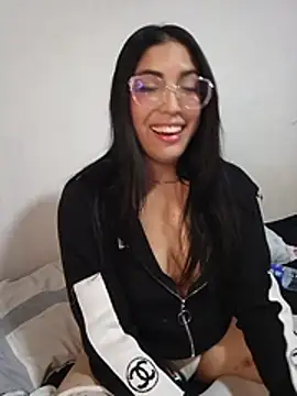 Lanaaa_222 - FANTASTIC SHOW OF BOOBS+ CREAM AND OIL