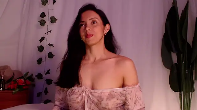 Belladonna_lips - Kiss and touch my breast 🦋