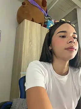 Milleradhara24 - show breasts and play with them