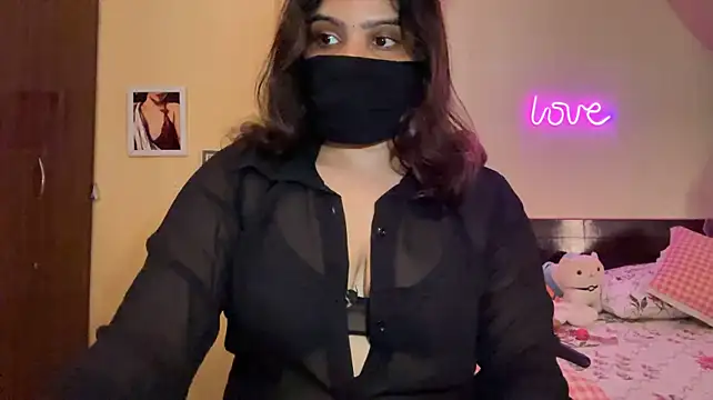 Cherry_jerry - candle wax on boobs