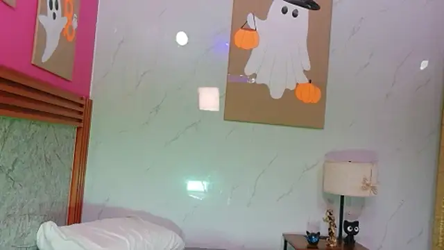 Littleebonymommy - CREAMY CUMM 🍦