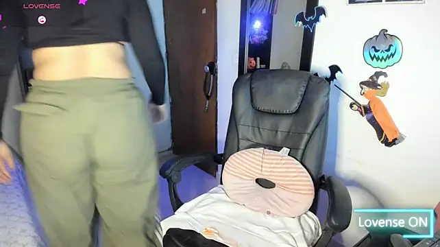 Peanut_tangerine - naked+lush control 5 min 8 ticket